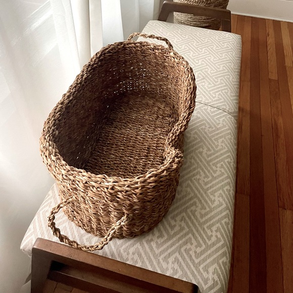 Pet Bed - Picture 2 of 5